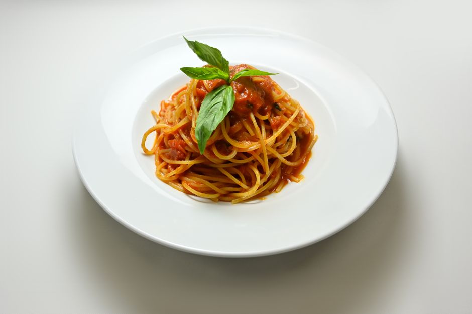 pasta-sauce-plate